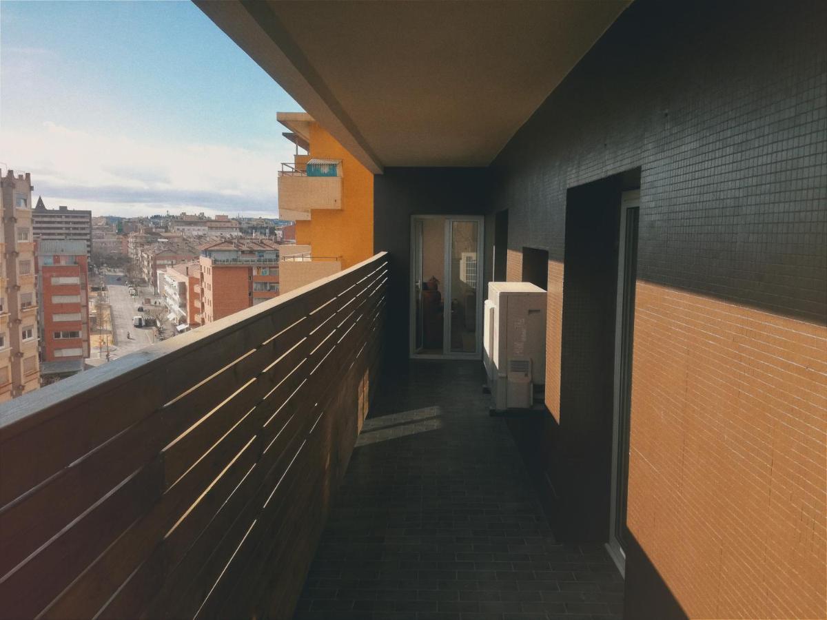 Turistic Girona - Piso De 1, 2 O 3 Habitaciones Exterior photo