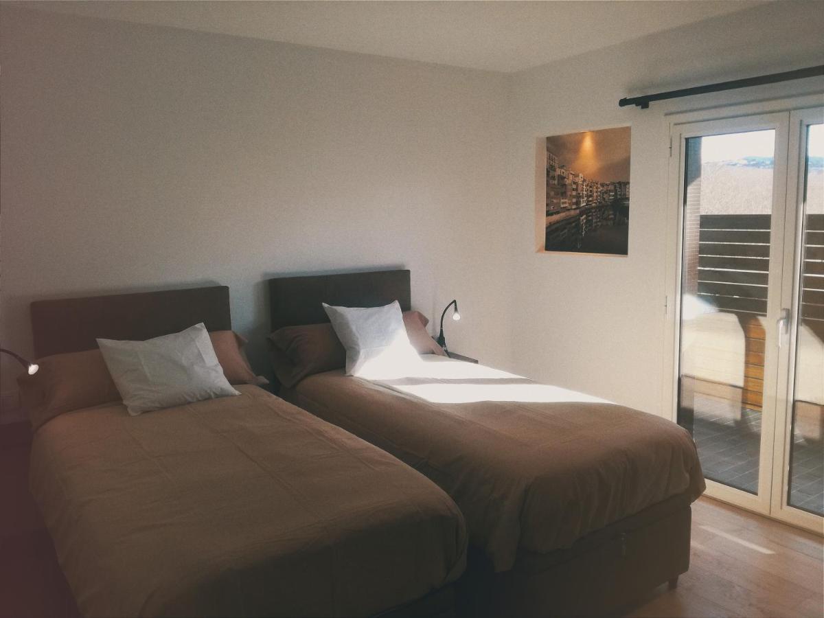 Turistic Girona - Piso De 1, 2 O 3 Habitaciones Exterior photo